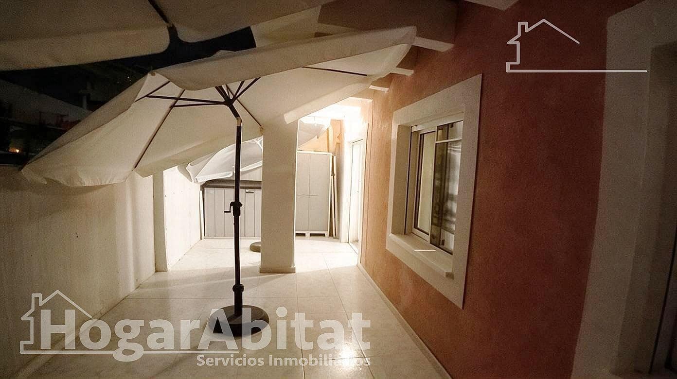 2 makuuhuone Kattohuoneisto myytävänä paikassa Torrevieja - 300 000 € (Ref: 10062075)