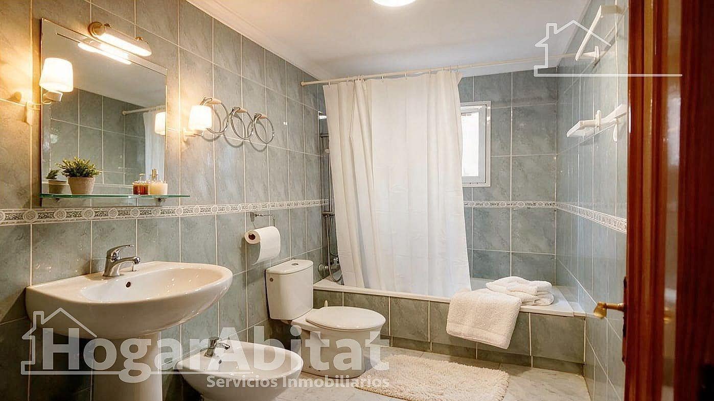 2 makuuhuone Kattohuoneisto myytävänä paikassa Torrevieja - 300 000 € (Ref: 10062075)