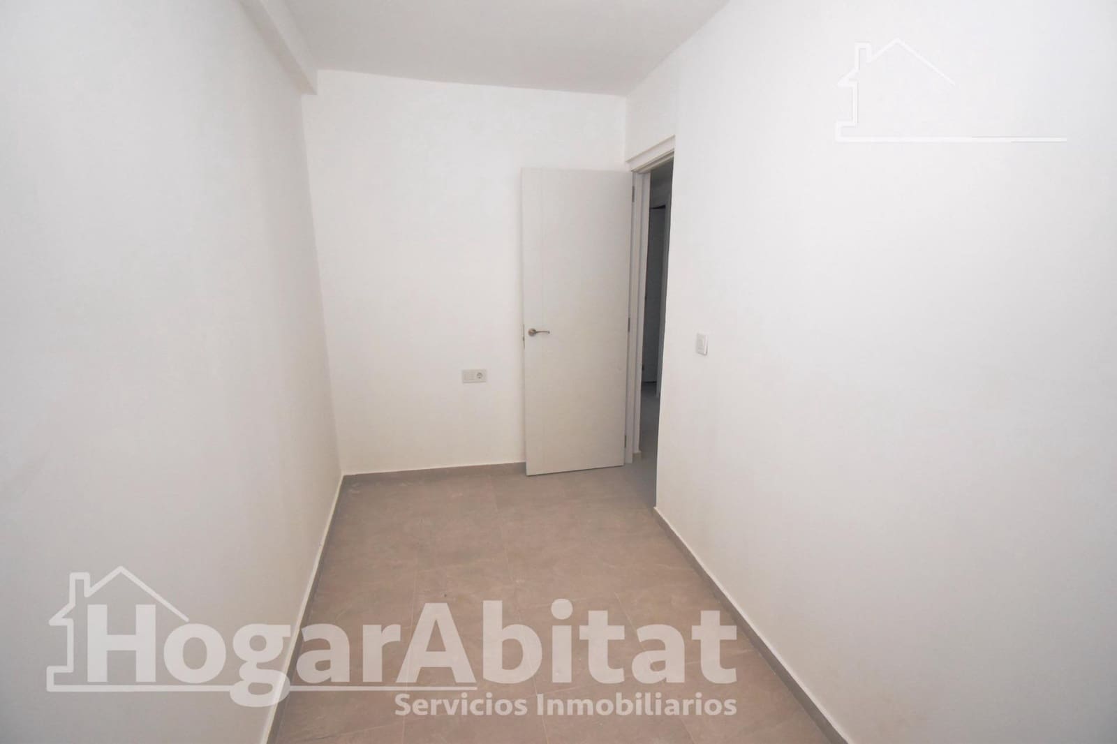 2 soveværelse Lejlighed til salg i Castello de la Plana - € 95.000 (Ref: 10062080)