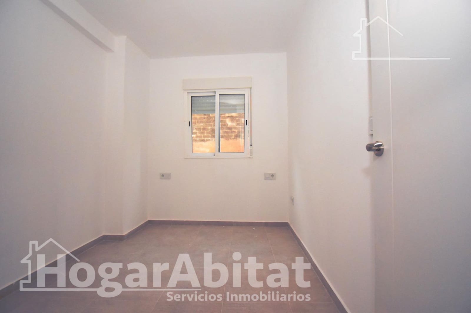 2 soveværelse Lejlighed til salg i Castello de la Plana - € 95.000 (Ref: 10062080)