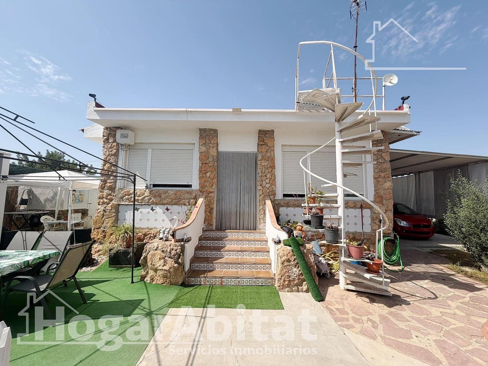 4 bedroom Villa for sale in Vilamarxant / Villamarchante with pool garage - € 260,000 (Ref: 10064762)