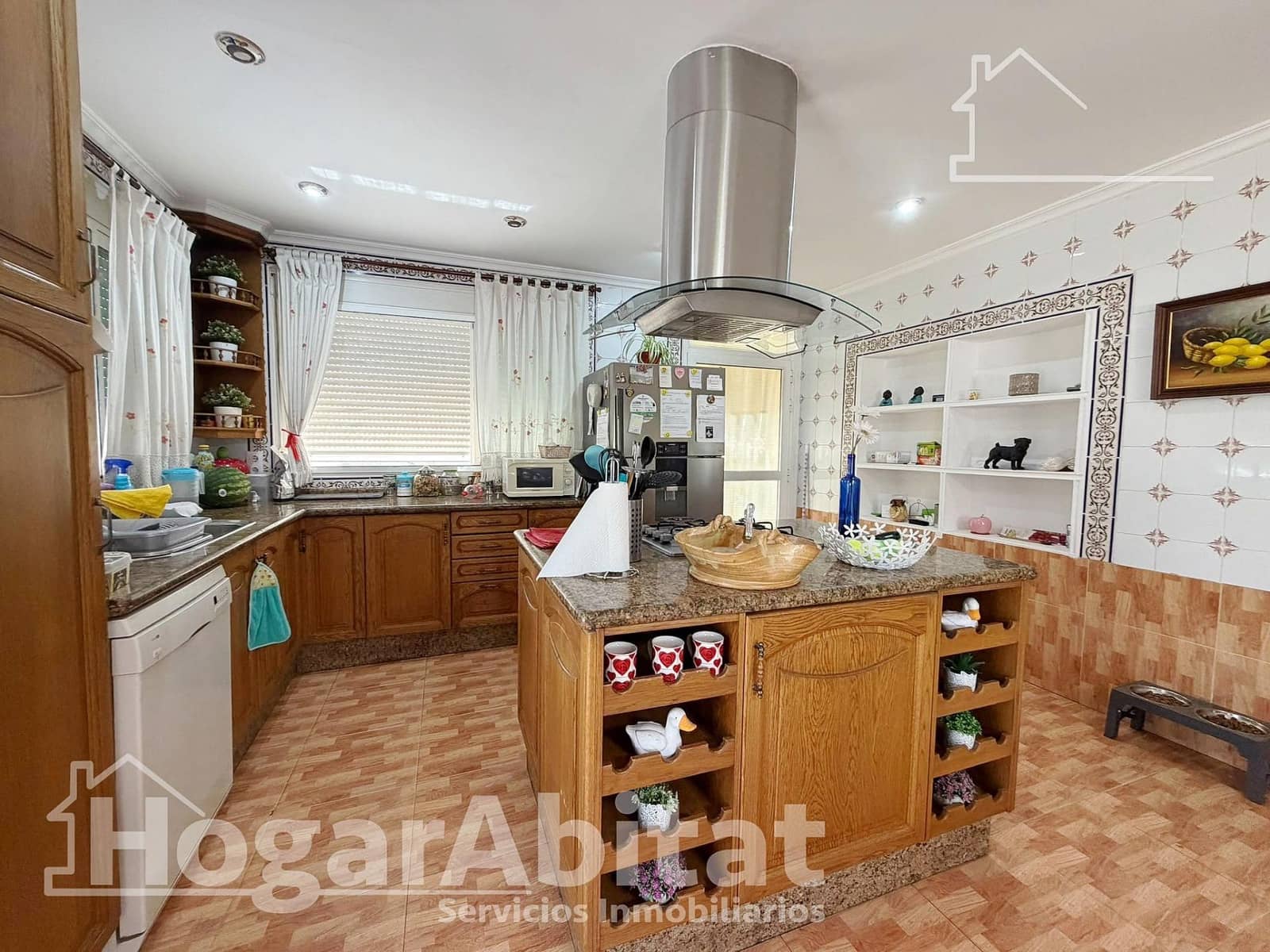 4 bedroom Villa for sale in Vilamarxant / Villamarchante with pool garage - € 260,000 (Ref: 10064762)