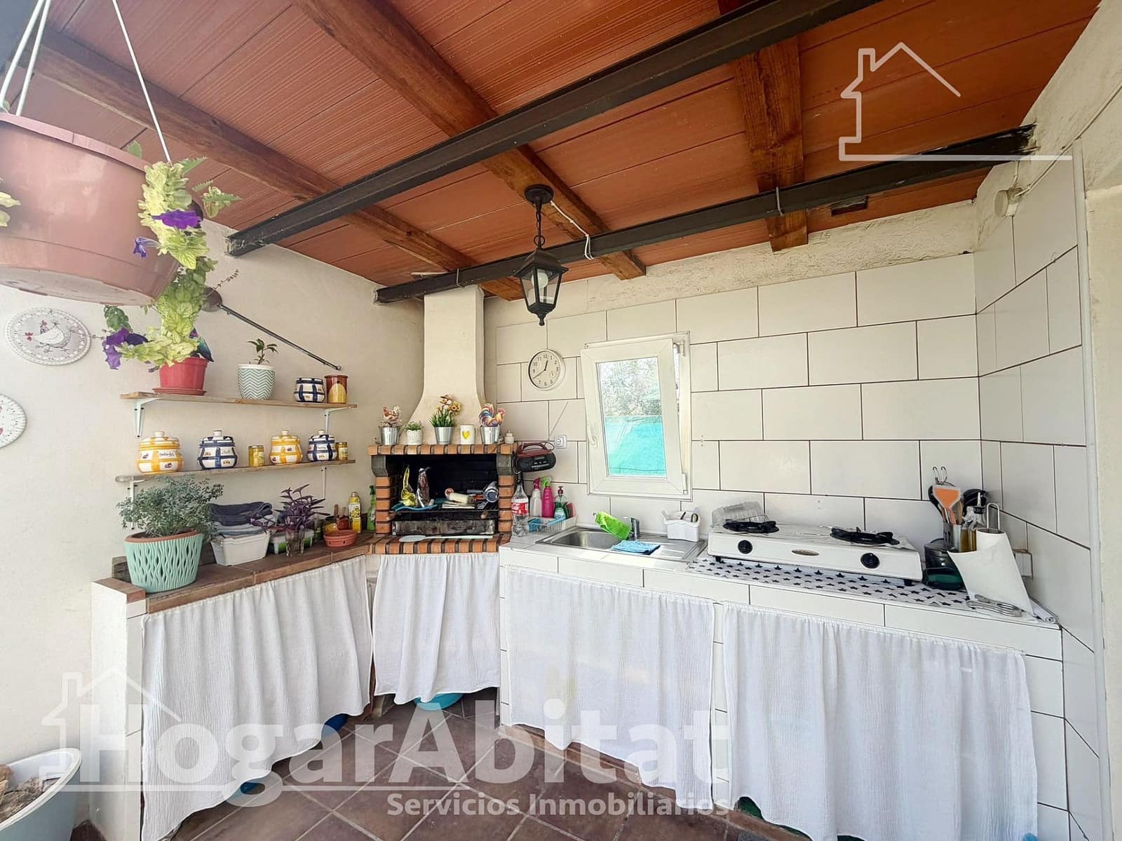 4 bedroom Villa for sale in Vilamarxant / Villamarchante with pool garage - € 260,000 (Ref: 10064762)