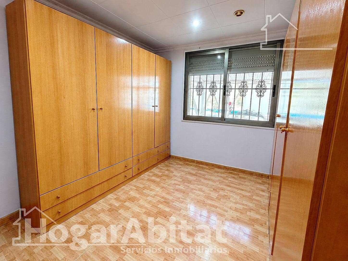 4 bedroom Villa for sale in Vilamarxant / Villamarchante with pool garage - € 260,000 (Ref: 10064762)