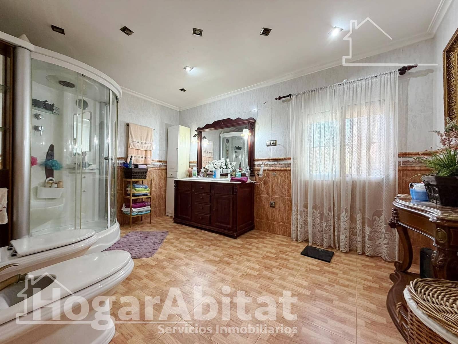 4 bedroom Villa for sale in Vilamarxant / Villamarchante with pool garage - € 260,000 (Ref: 10064762)