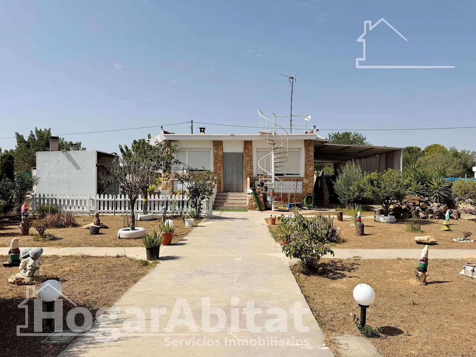 4 bedroom Villa for sale in Vilamarxant / Villamarchante with pool garage - € 260,000 (Ref: 10064762)