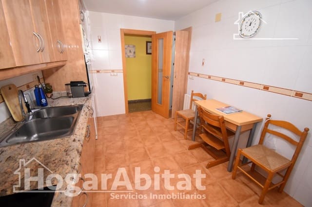 4 Zimmer Wohnung zu verkaufen in Oeste, Castelló de la Plana mit Garage - 280.000 € (Ref: 10068008)