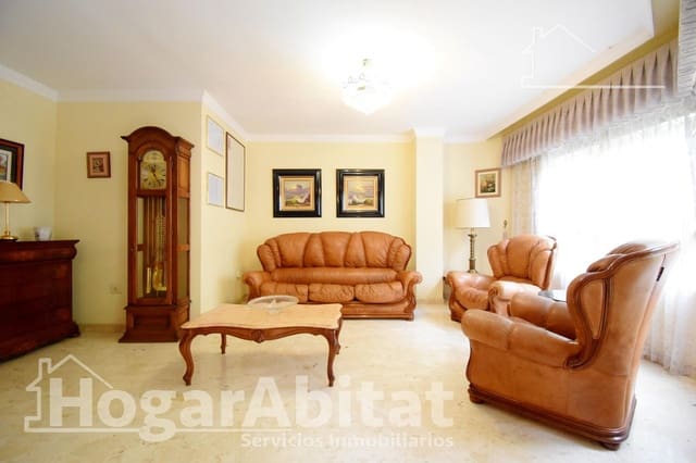 4 bedroom Flat for sale in Gandia with garage - € 245,000 (Ref: 10068009)