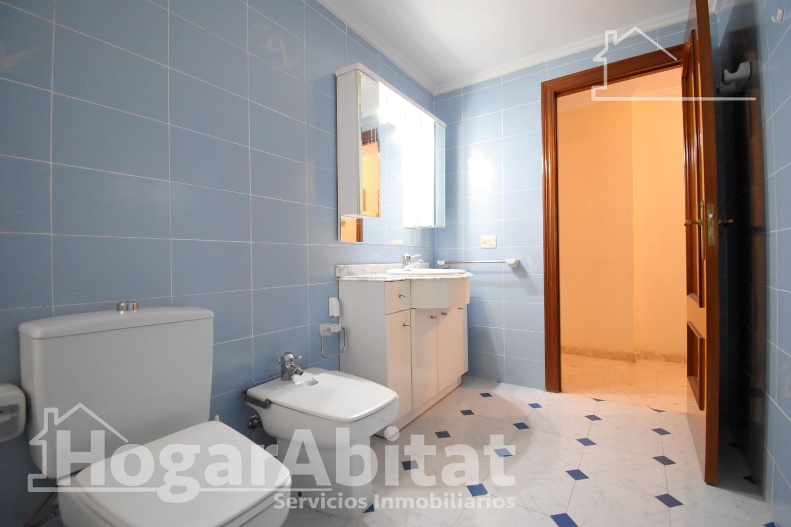 4 bedroom Flat for sale in Gandia with garage - € 245,000 (Ref: 10068009)