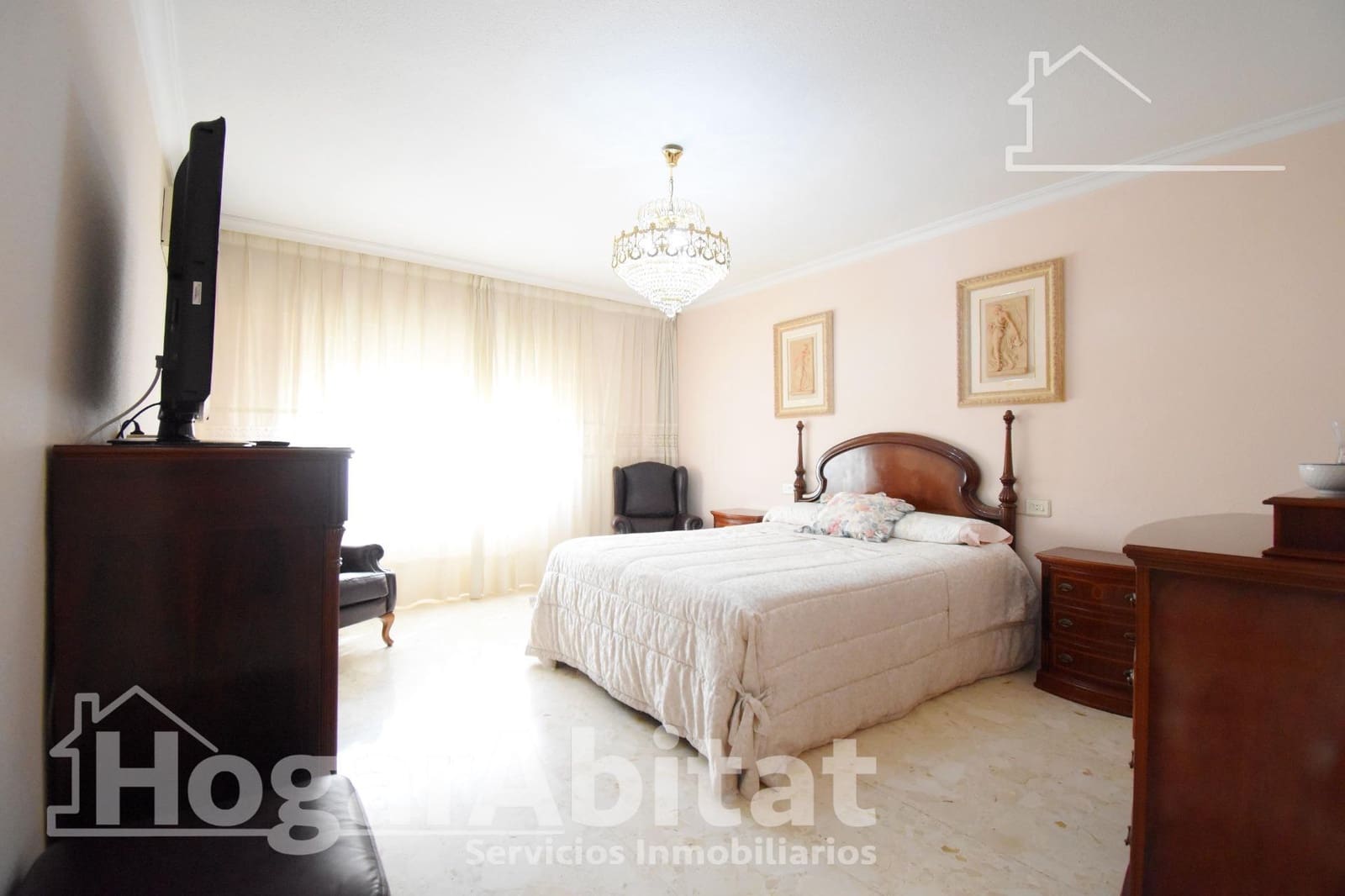 4 bedroom Flat for sale in Gandia with garage - € 245,000 (Ref: 10068009)