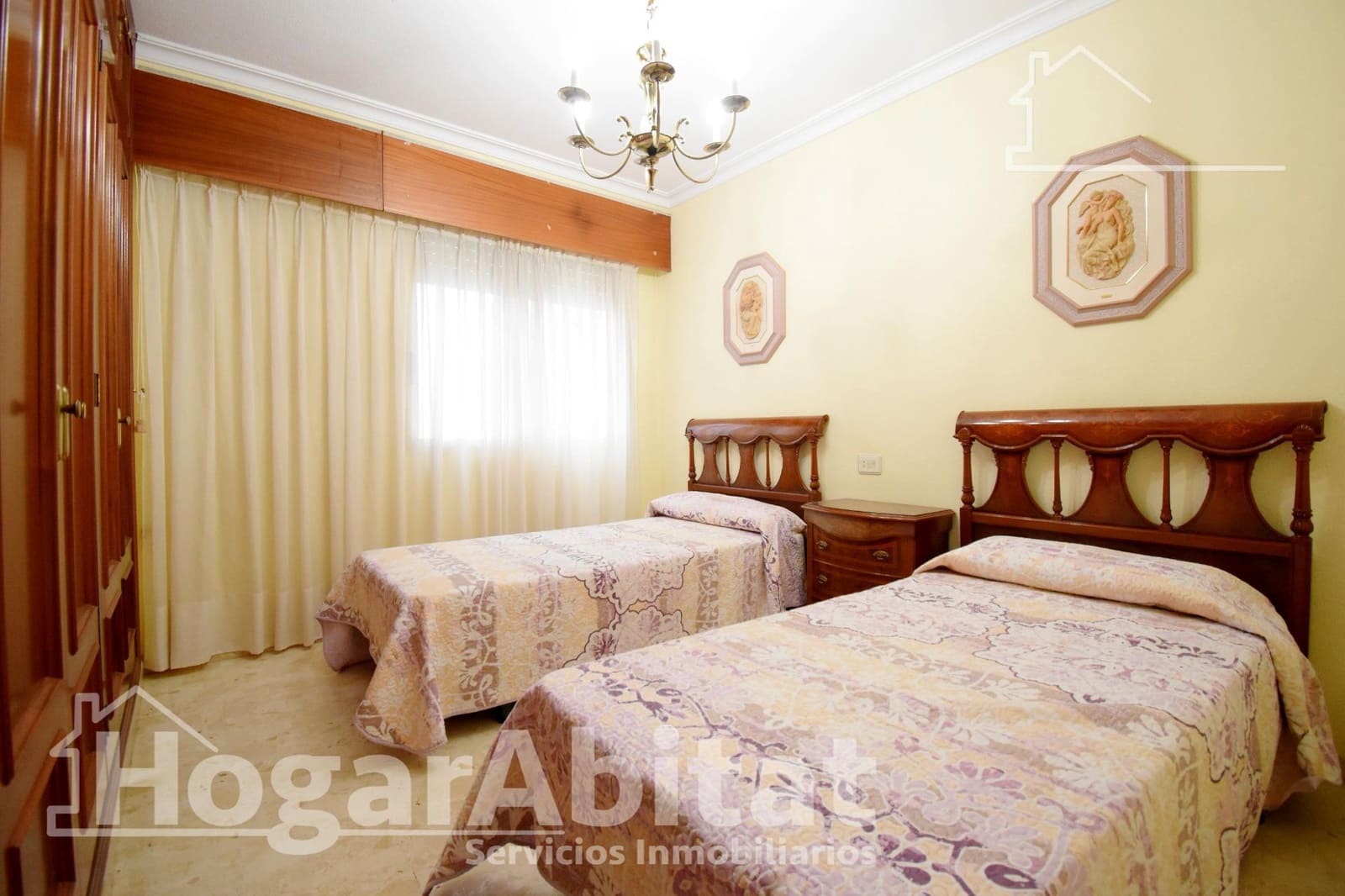 4 bedroom Flat for sale in Gandia with garage - € 245,000 (Ref: 10068009)