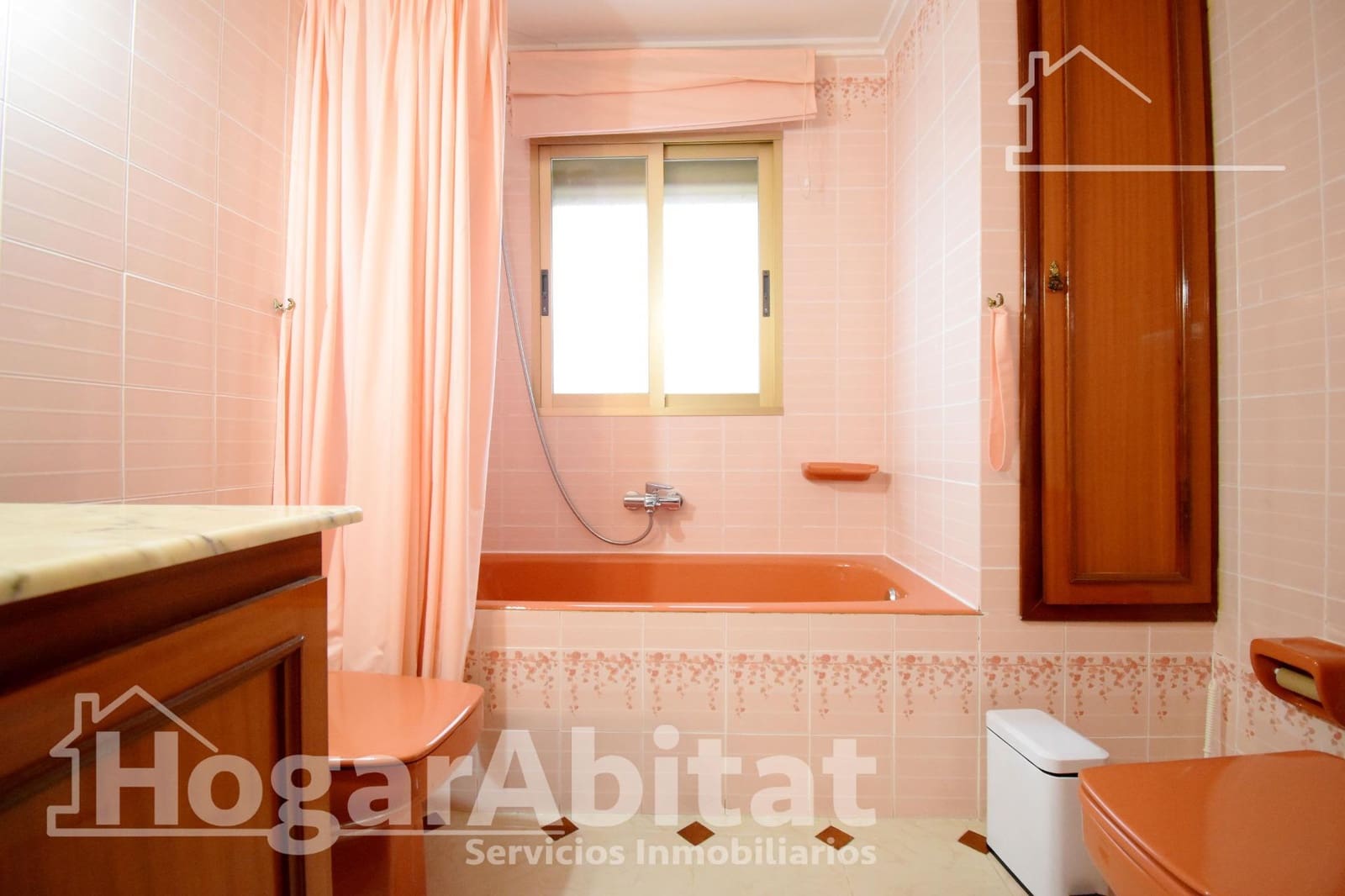4 bedroom Flat for sale in Gandia with garage - € 245,000 (Ref: 10068009)