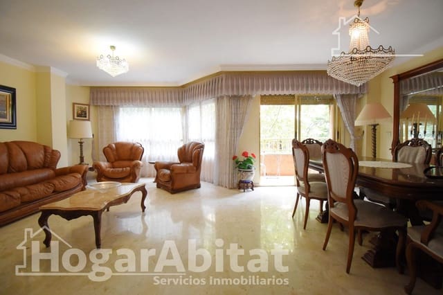 4 bedroom Flat for sale in Gandia with garage - € 245,000 (Ref: 10068009)