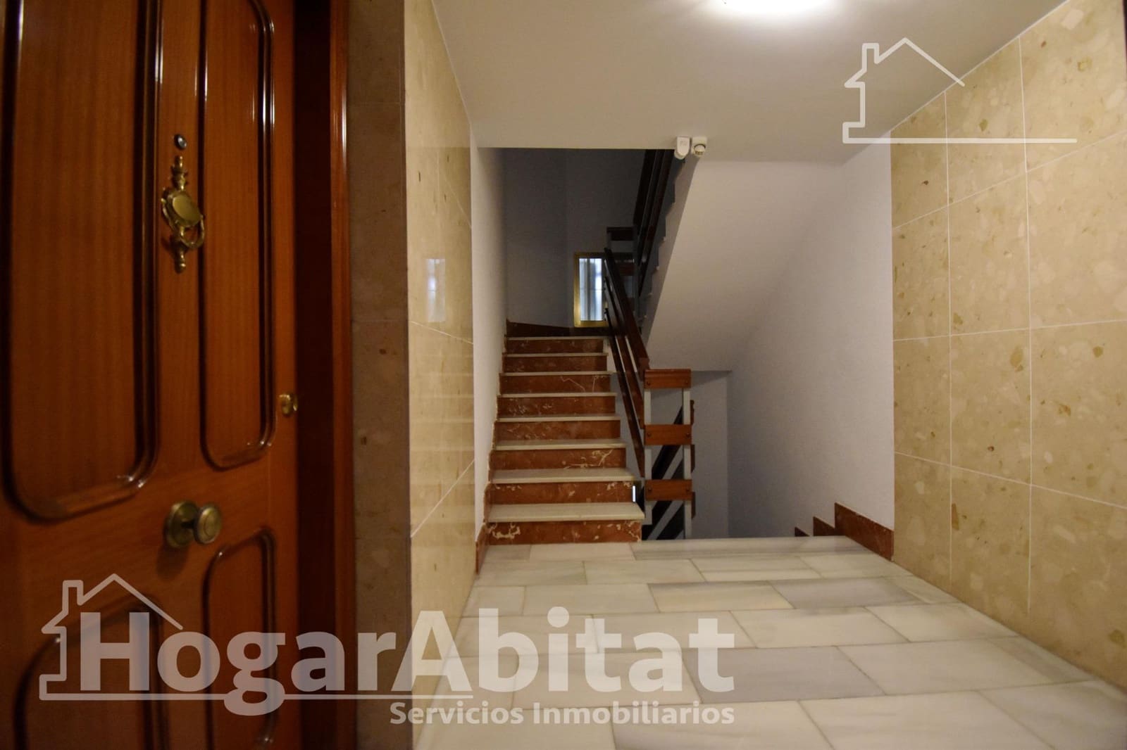 4 bedroom Flat for sale in Gandia with garage - € 245,000 (Ref: 10068009)