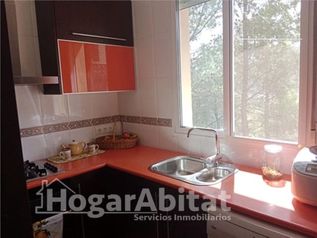 4 bedroom Villa for sale in Rótova with garage - € 349,000 (Ref: 10068010)