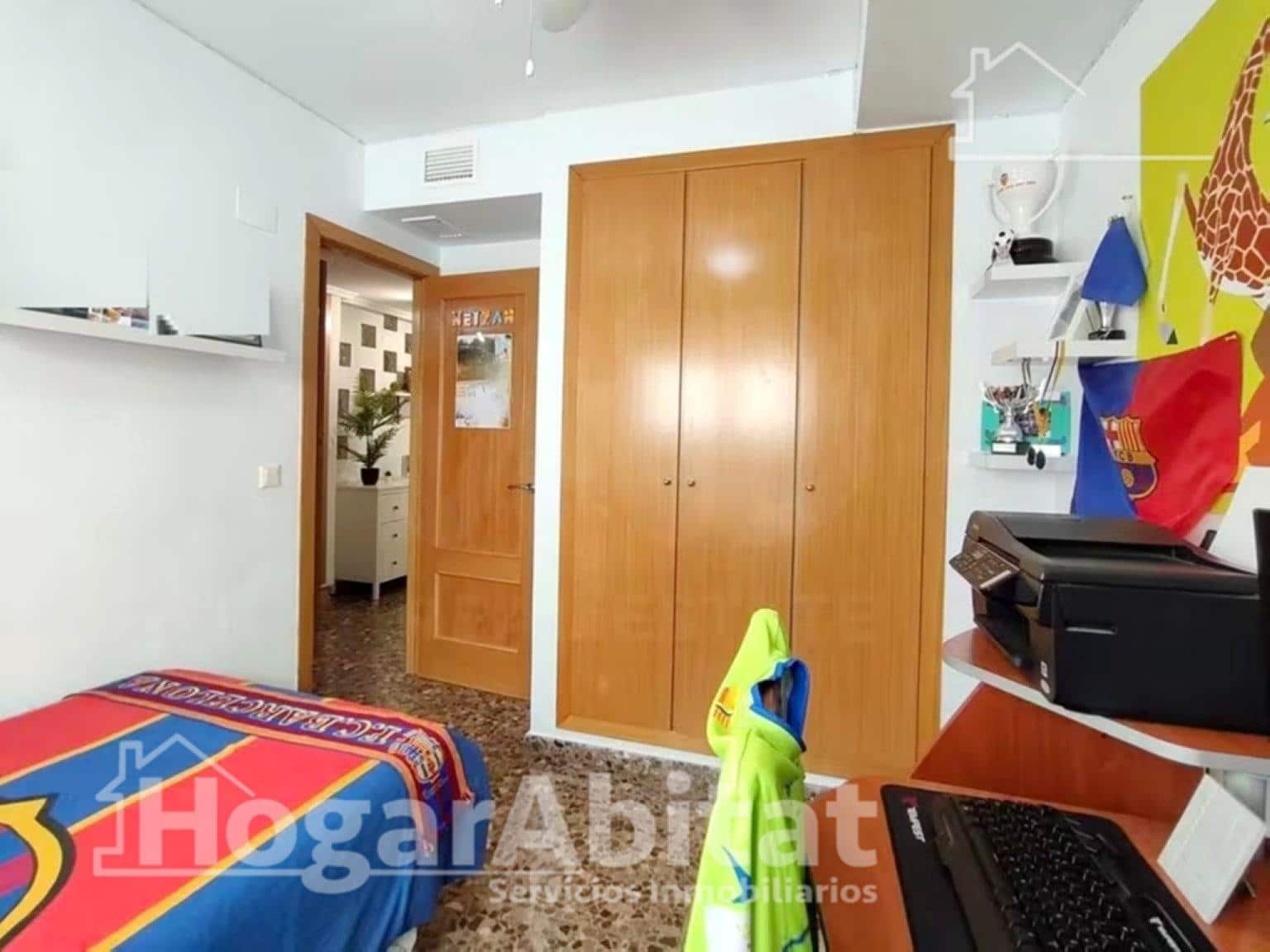 5 soveværelse Rækkehus til salg i Sagunto / Sagunt med swimmingpool garage - € 340.000 (Ref: 10068011)