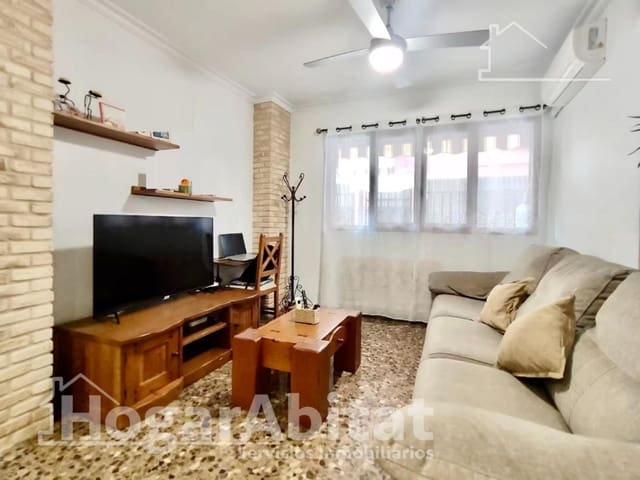 5 soveværelse Rækkehus til salg i Sagunto / Sagunt med swimmingpool garage - € 340.000 (Ref: 10068011)
