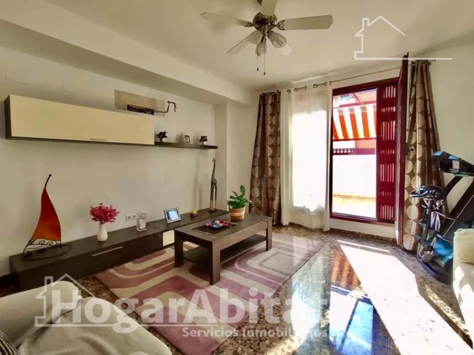 5 soveværelse Rækkehus til salg i Sagunto / Sagunt med swimmingpool garage - € 340.000 (Ref: 10068011)