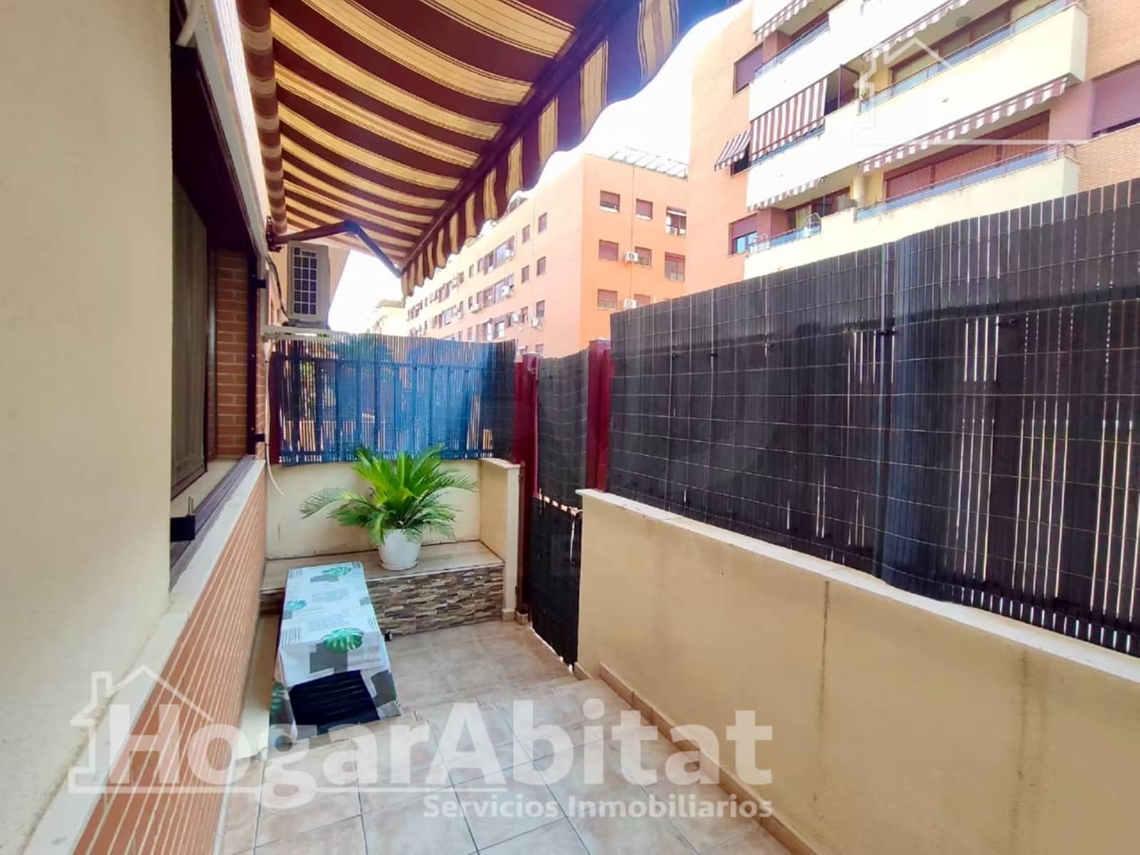 5 soveværelse Rækkehus til salg i Sagunto / Sagunt med swimmingpool garage - € 340.000 (Ref: 10068011)