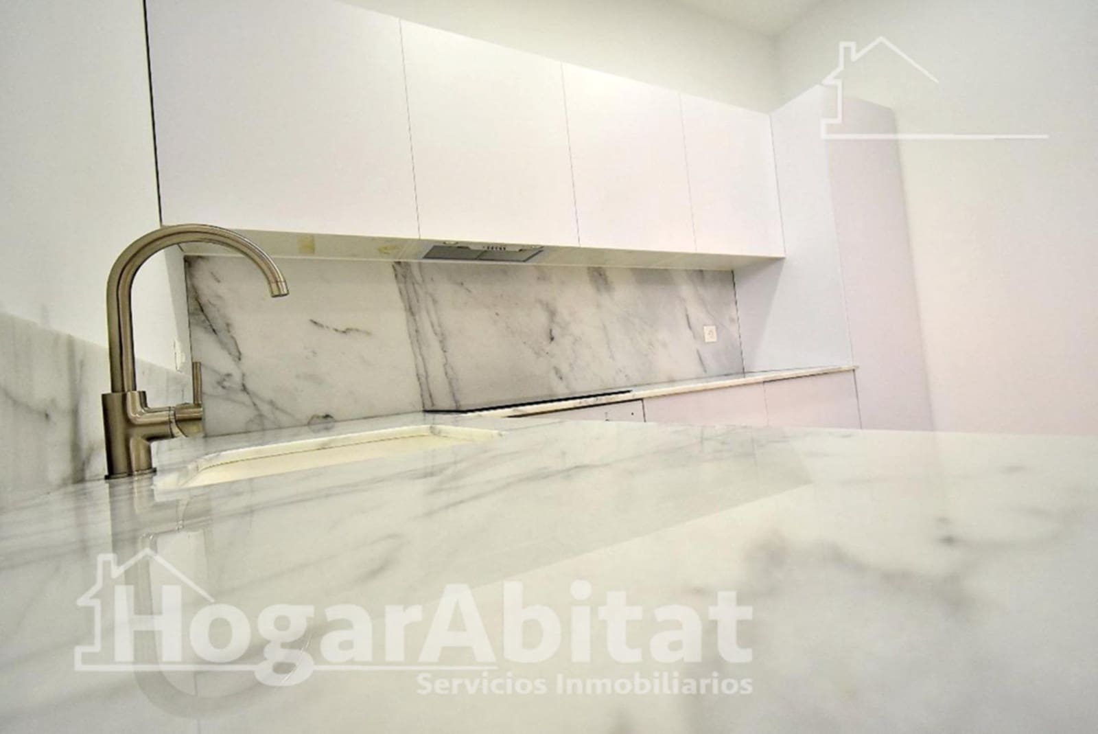 2 bedroom Flat for sale in Valencia city - € 249,000 (Ref: 10068012)