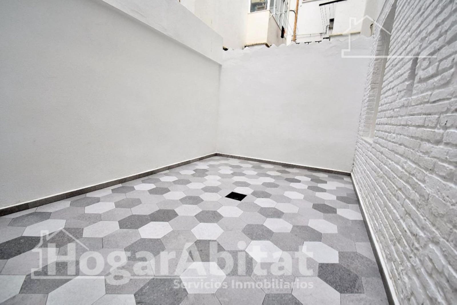 2 bedroom Flat for sale in Valencia city - € 249,000 (Ref: 10068012)