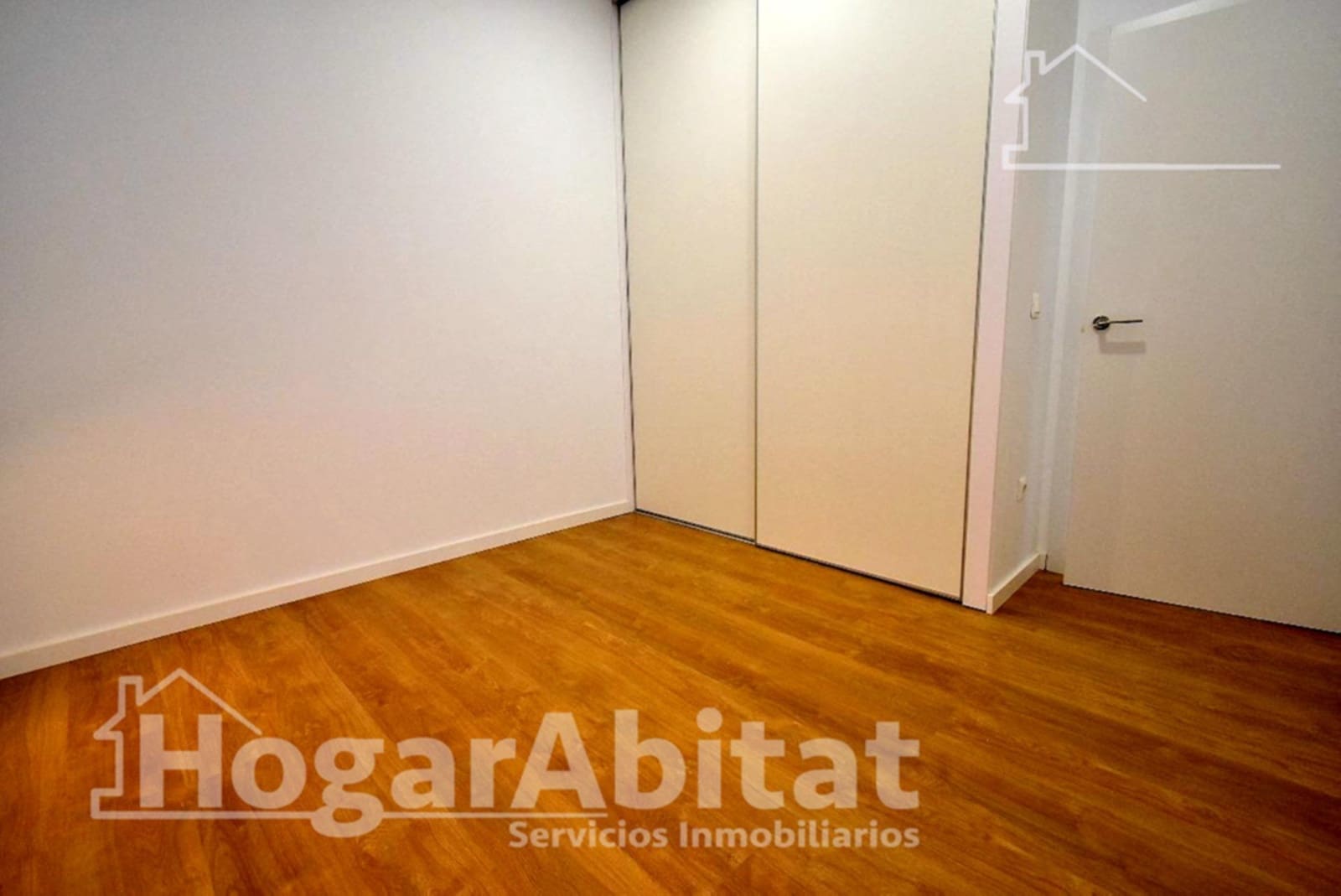2 bedroom Flat for sale in Valencia city - € 249,000 (Ref: 10068012)