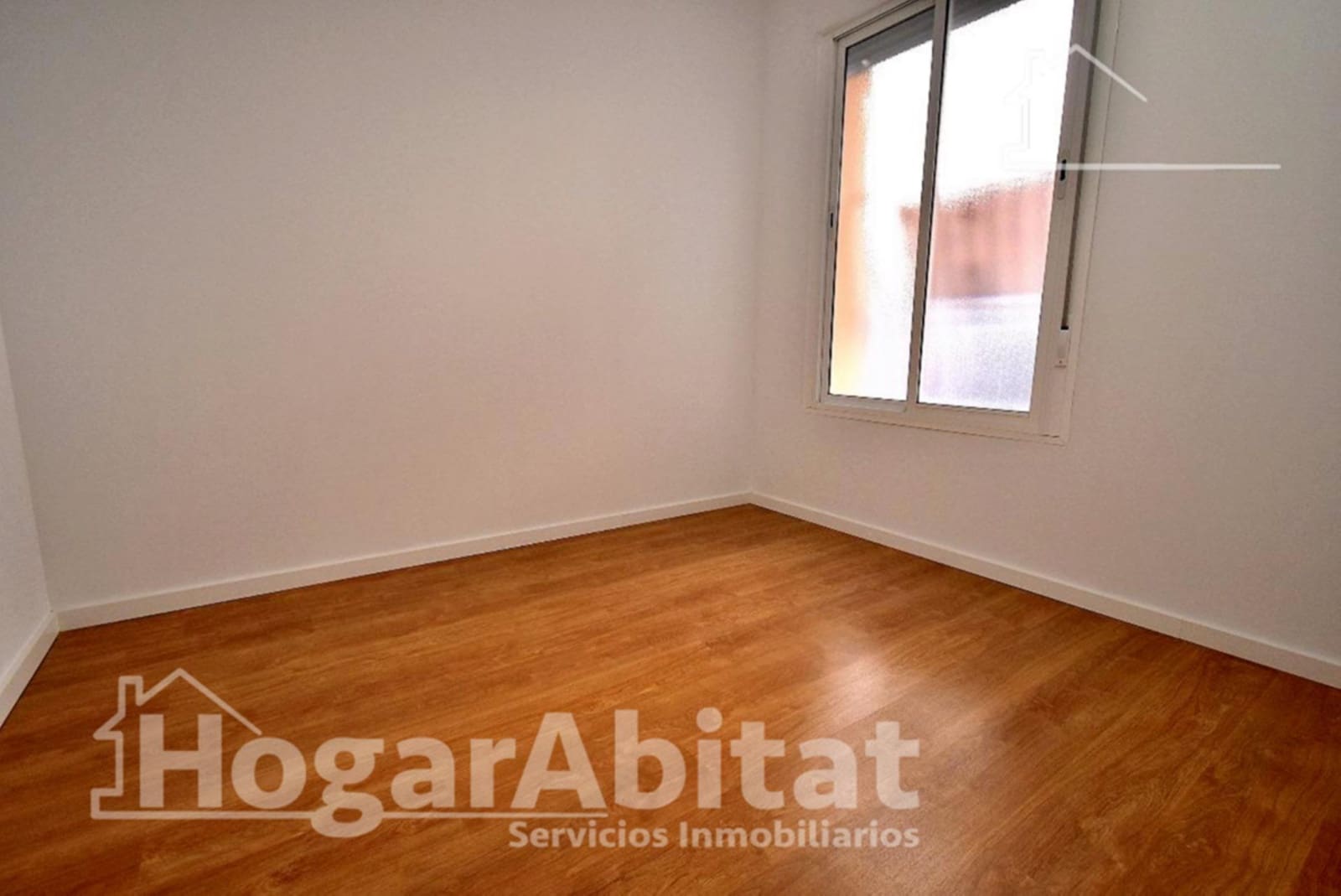 2 bedroom Flat for sale in Valencia city - € 249,000 (Ref: 10068012)
