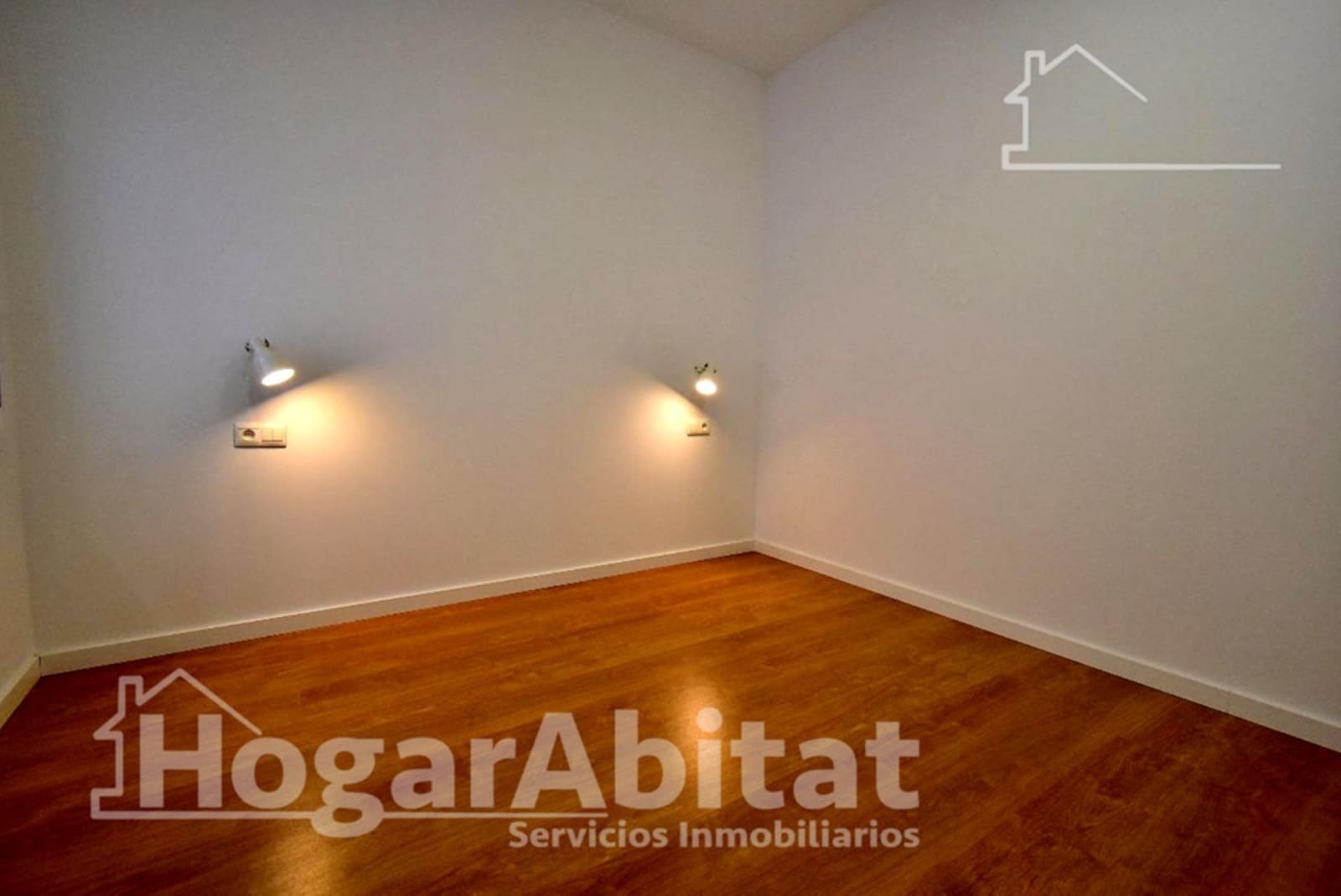 2 bedroom Flat for sale in Valencia city - € 249,000 (Ref: 10068012)