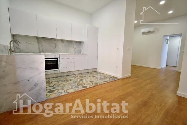 2 bedroom Flat for sale in Cami Fondo, Valencia city - € 249,000 (Ref: 10068012)