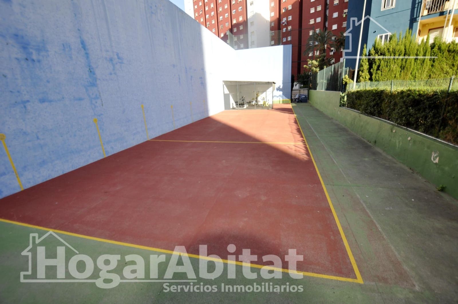 Flat for sale in La Pobla de Farnals with pool - € 154,000 (Ref: 10076488)