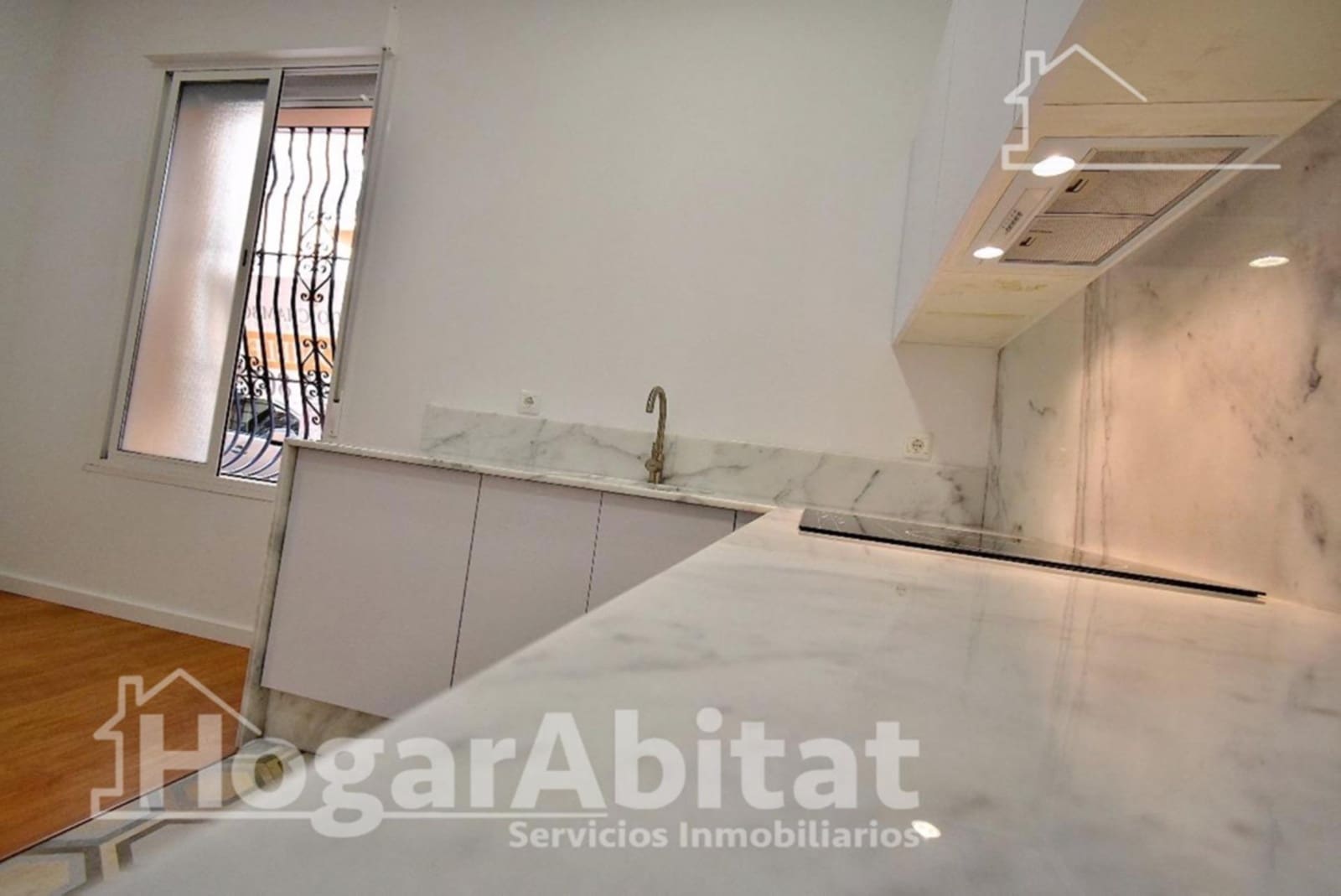2 makuuhuone Asunto myytävänä paikassa Valencia kaupunki - 249 000 € (Ref: 10076496)