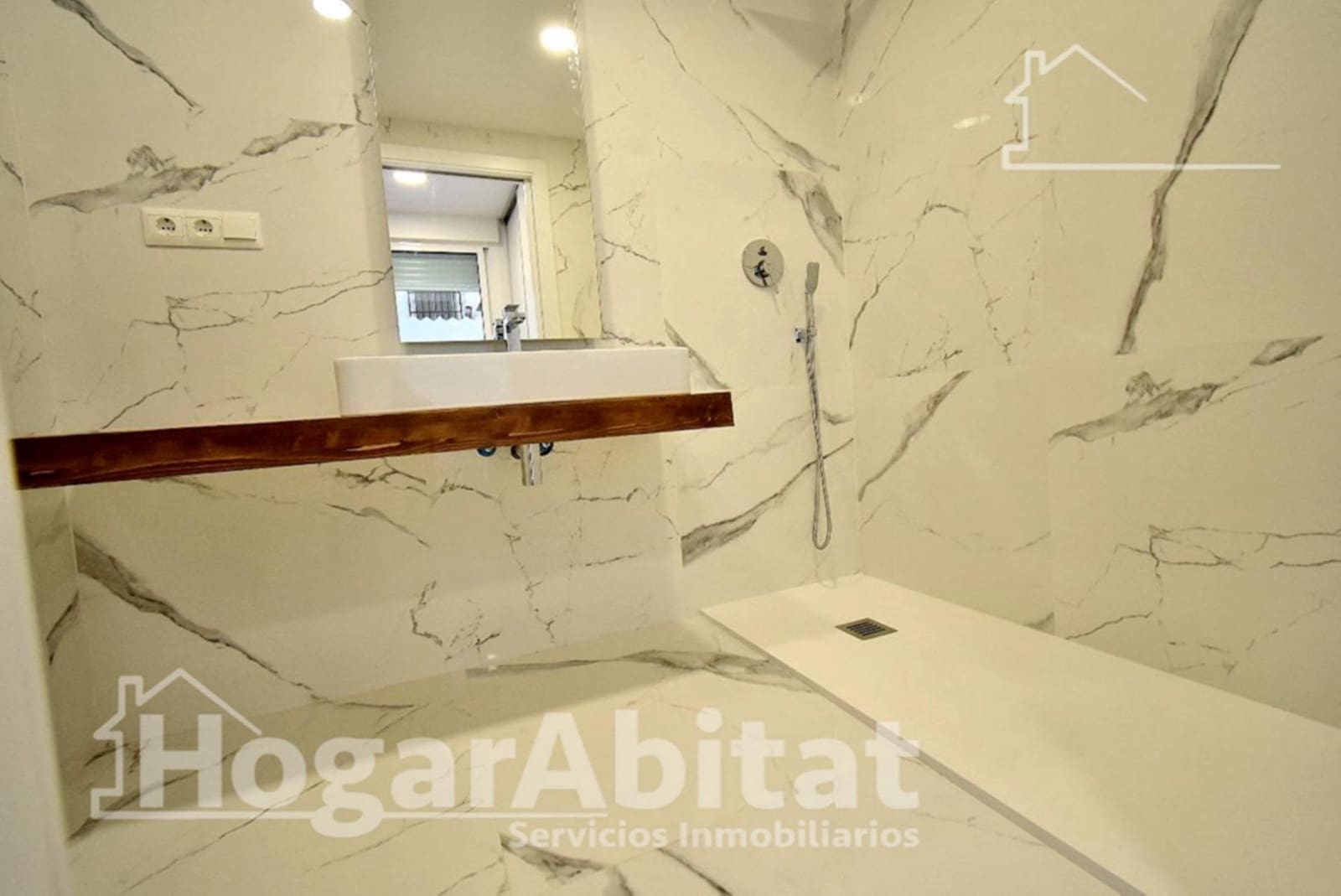 2 makuuhuone Asunto myytävänä paikassa Valencia kaupunki - 249 000 € (Ref: 10076496)