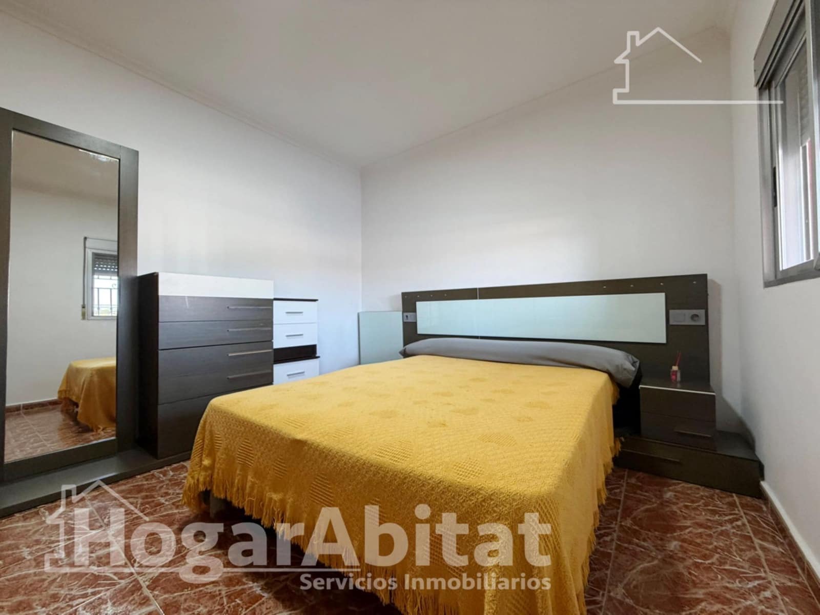 Chalet de 6 habitaciones en Vilamarxant / Villamarchante en venta con piscina garaje - 400.000 € (Ref: 10076503)