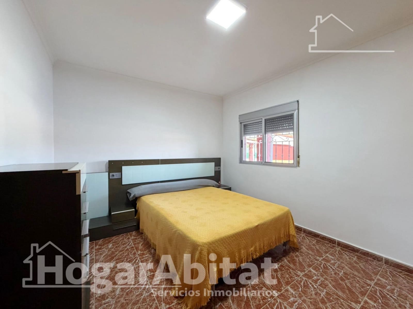 Chalet de 6 habitaciones en Vilamarxant / Villamarchante en venta con piscina garaje - 400.000 € (Ref: 10076503)
