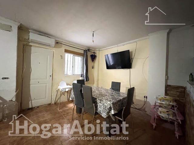 2 slaapkamer Huis te koop in Gandia - € 76.000 (Ref: 10076506)