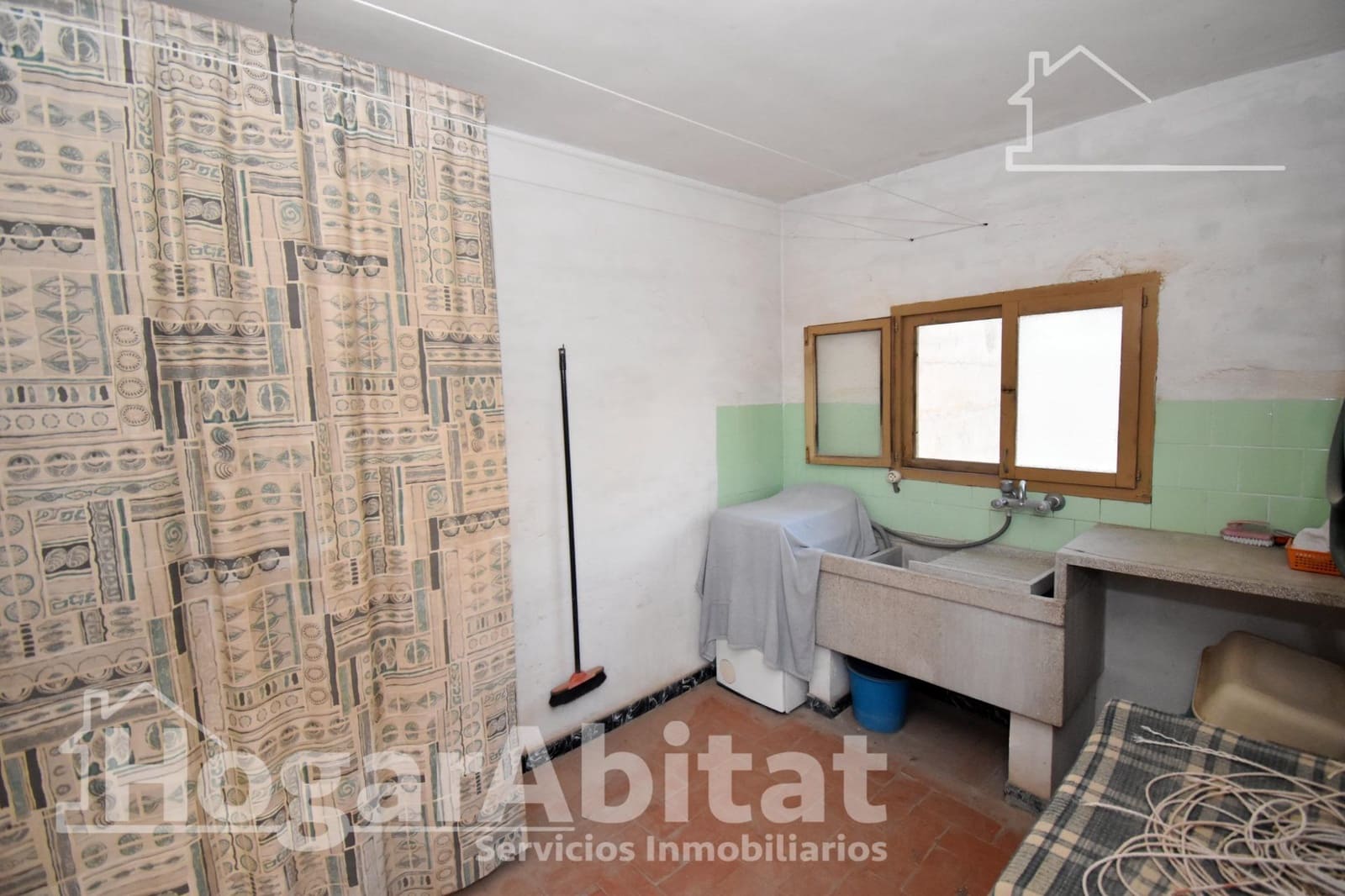 6 makuuhuone Omakotitalo myytävänä paikassa Almassora / Almazora mukana 
autotalli - 279 000 € (Ref: 10076508)