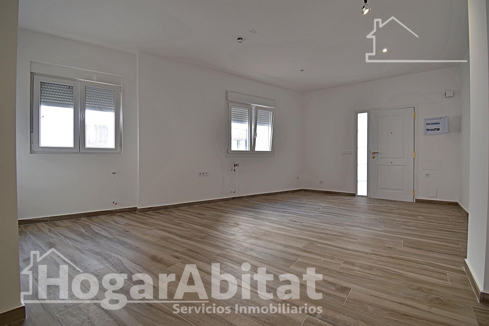 5 makuuhuone Omakotitalo myytävänä paikassa Pego mukana 
autotalli - 289 000 € (Ref: 10076510)