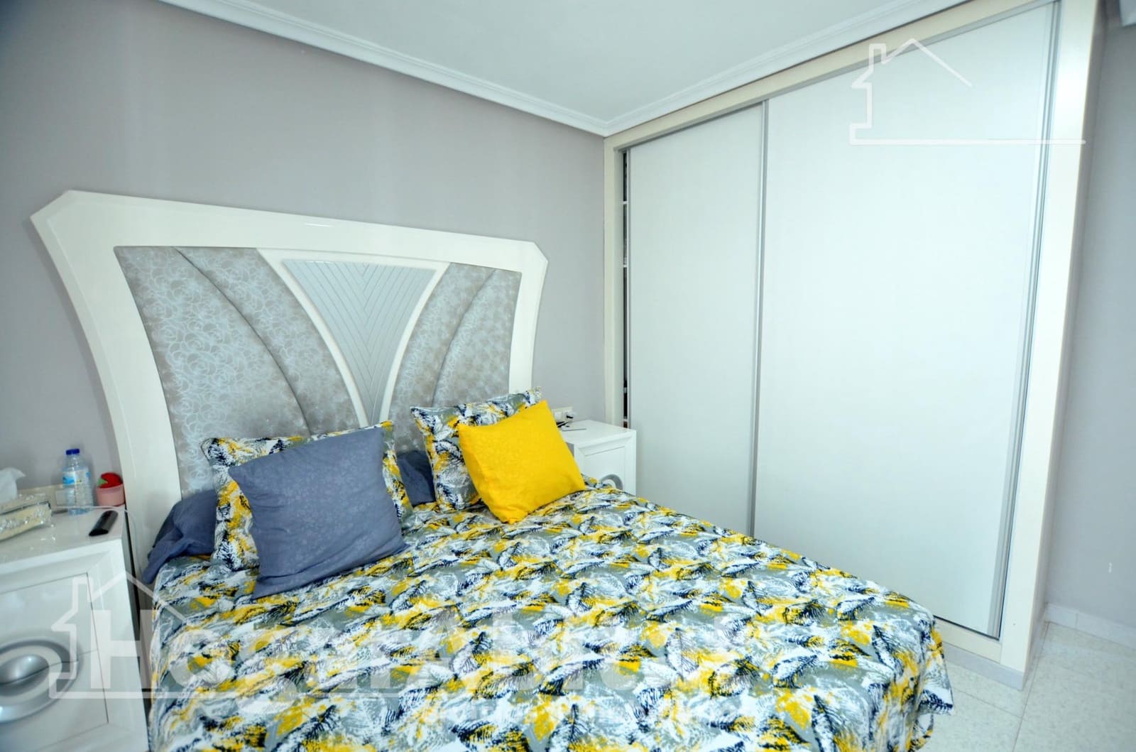 4 Zimmer Wohnung zu verkaufen in Alicante / Alacant Stadt - 160.000 € (Ref: 10078452)