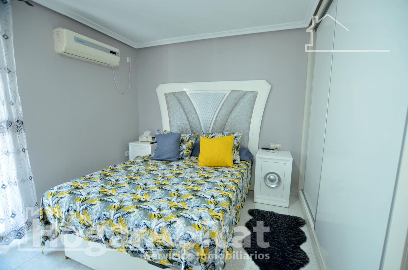 4 Zimmer Wohnung zu verkaufen in Alicante / Alacant Stadt - 160.000 € (Ref: 10078452)