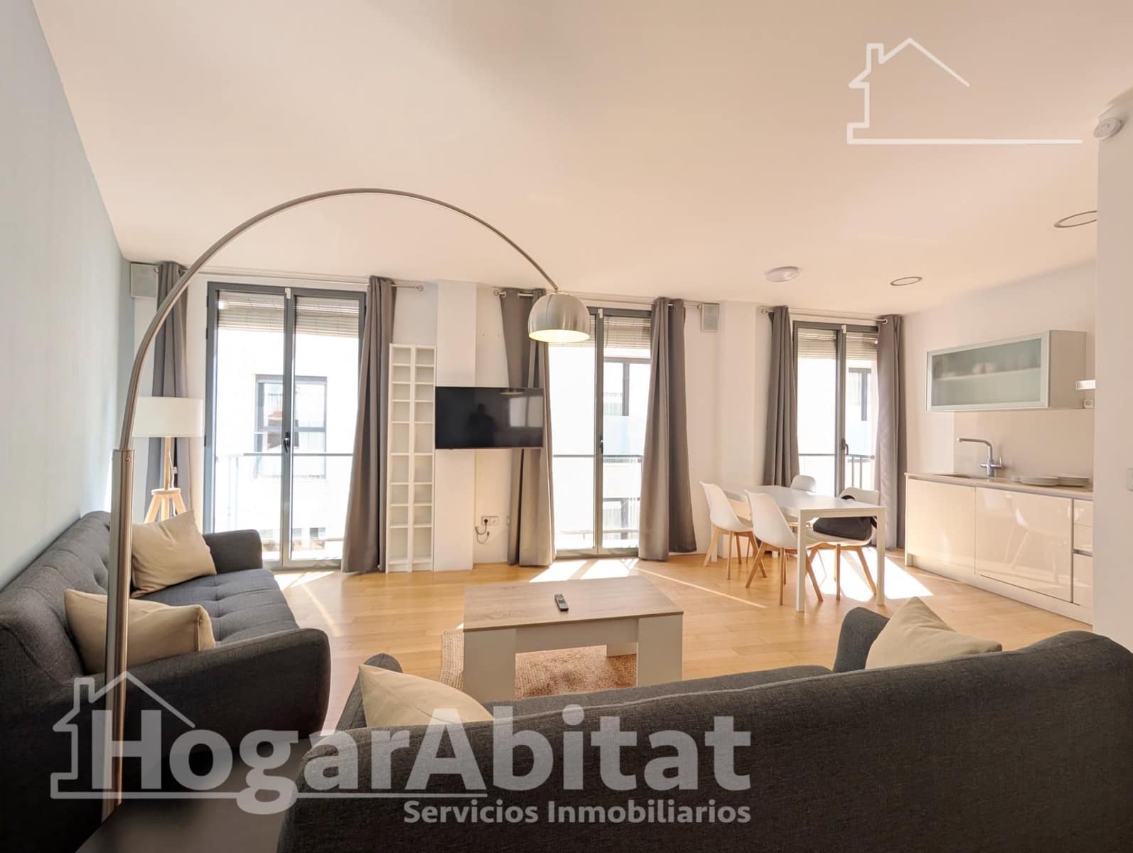 2 bedroom Flat for sale in Alicante / Alacant city with garage - € 315,000 (Ref: 10078454)