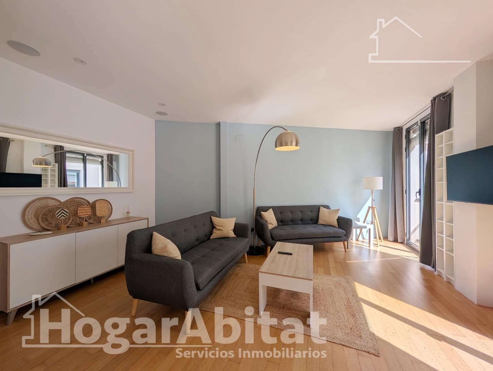 2 bedroom Flat for sale in Alicante / Alacant city with garage - € 315,000 (Ref: 10078454)