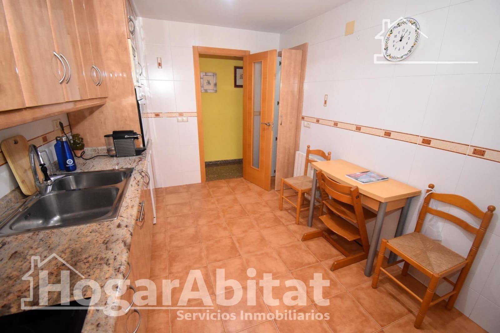 4 bedroom Flat for sale in Castello de la Plana with garage - € 280,000 (Ref: 10078456)
