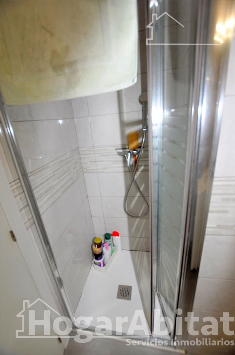 3 bedroom Flat for sale in Mislata - € 250,000 (Ref: 10078459)