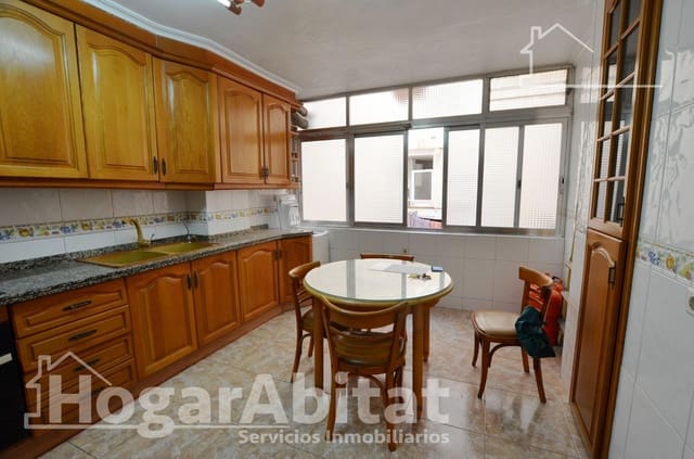 3 makuuhuone Asunto myytävänä paikassa Alicante kaupunki - 180 000 € (Ref: 10081336)
