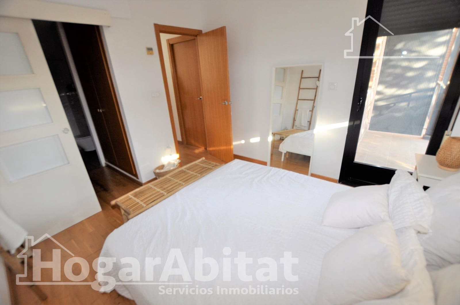 Adosado de 3 habitaciones en San Antonio de Benagéber en venta con piscina garaje - 399.999 € (Ref: 10081337)