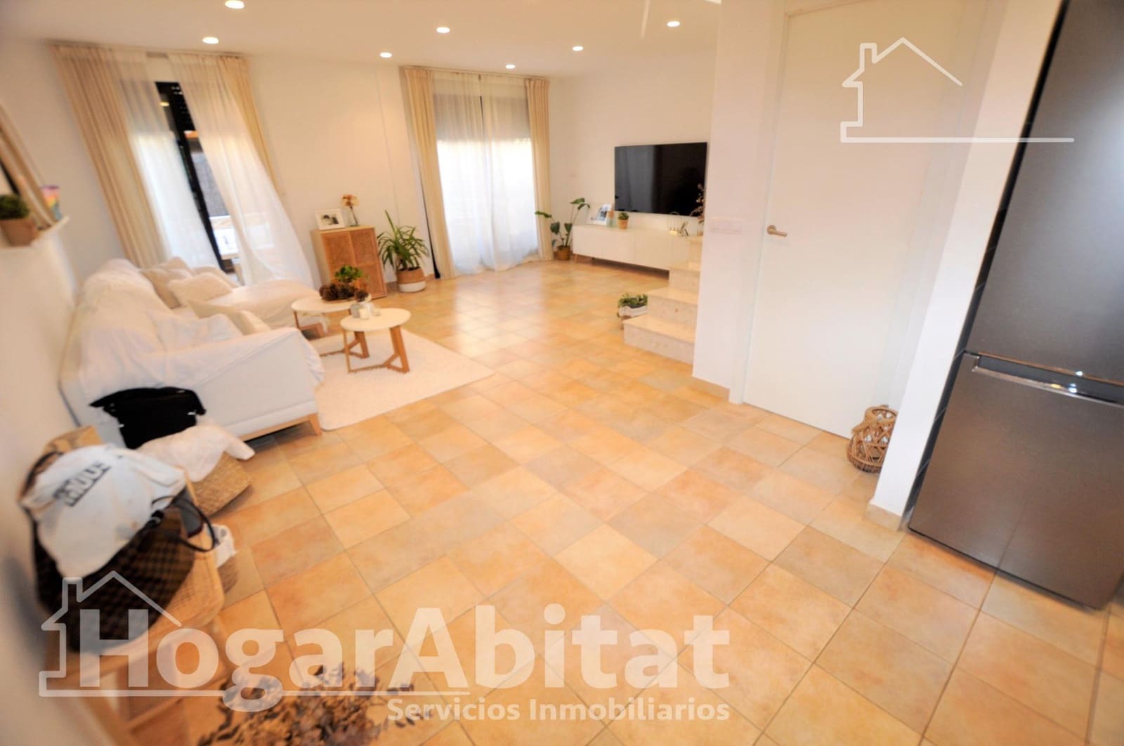 Adosado de 3 habitaciones en San Antonio de Benagéber en venta con piscina garaje - 399.999 € (Ref: 10081337)
