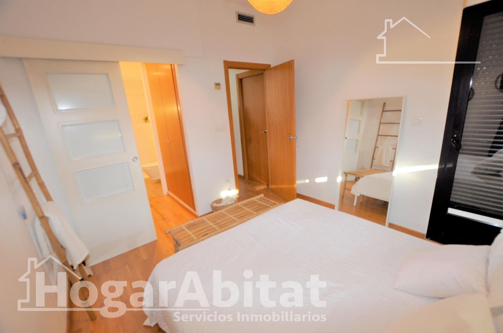 Adosado de 3 habitaciones en San Antonio de Benagéber en venta con piscina garaje - 399.999 € (Ref: 10081337)