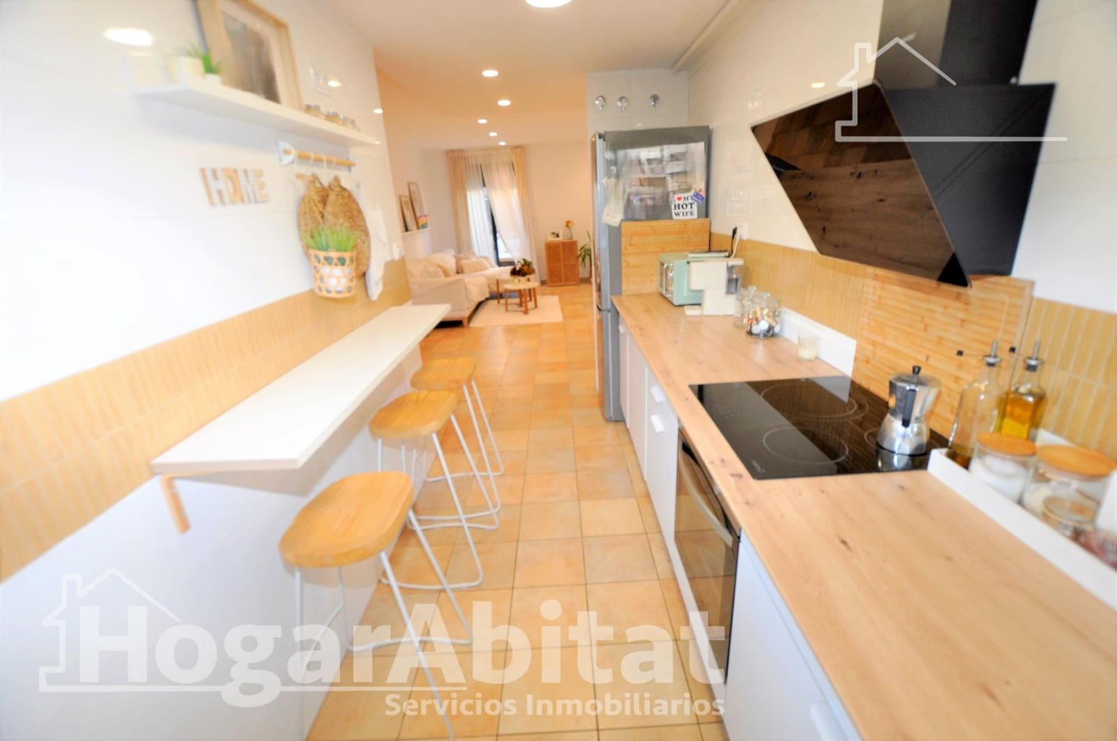 Adosado de 3 habitaciones en San Antonio de Benagéber en venta con piscina garaje - 399.999 € (Ref: 10081337)
