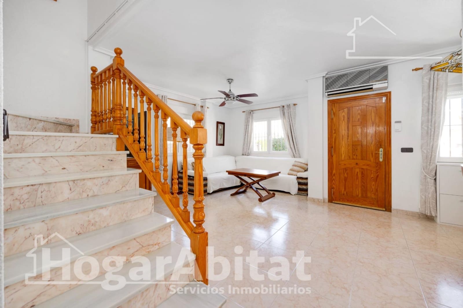 3 soveværelse Villa til salg i La Zenia med swimmingpool garage - € 389.000 (Ref: 10081340)