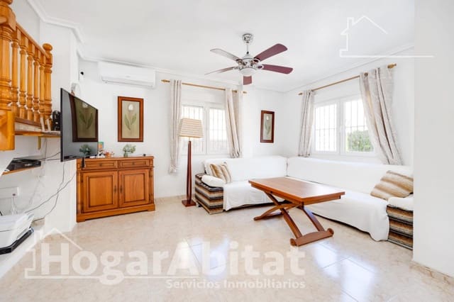 3 soveværelse Villa til salg i La Zenia, Orihuela med swimmingpool garage - € 389.000 (Ref: 10081340)